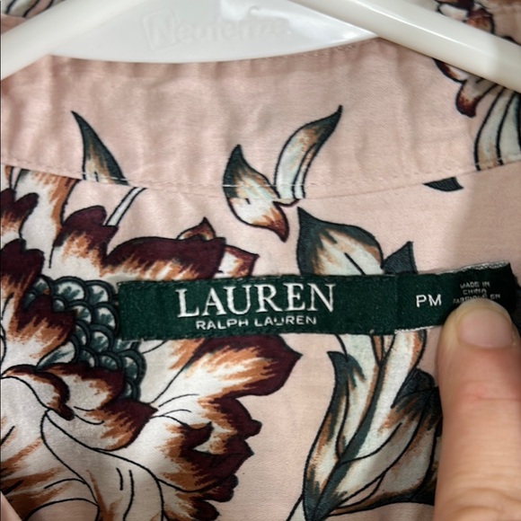 Lauren Ralph Lauren Floral Button-Up Blouse PM - Picture 2 of 6